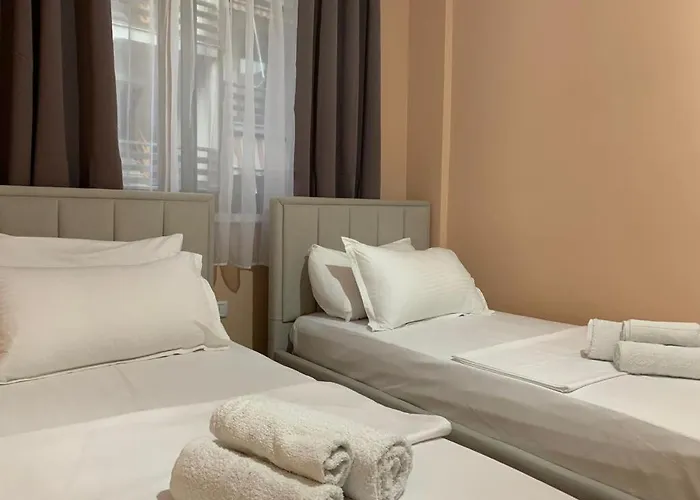 Roar * Golem (Tirana)